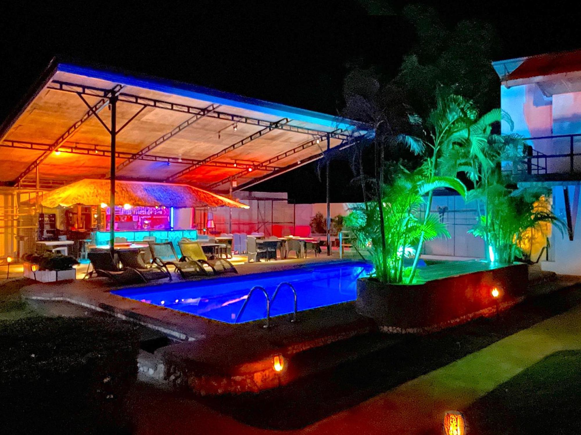 Parrot Resort Moalboal Εξωτερικό φωτογραφία
