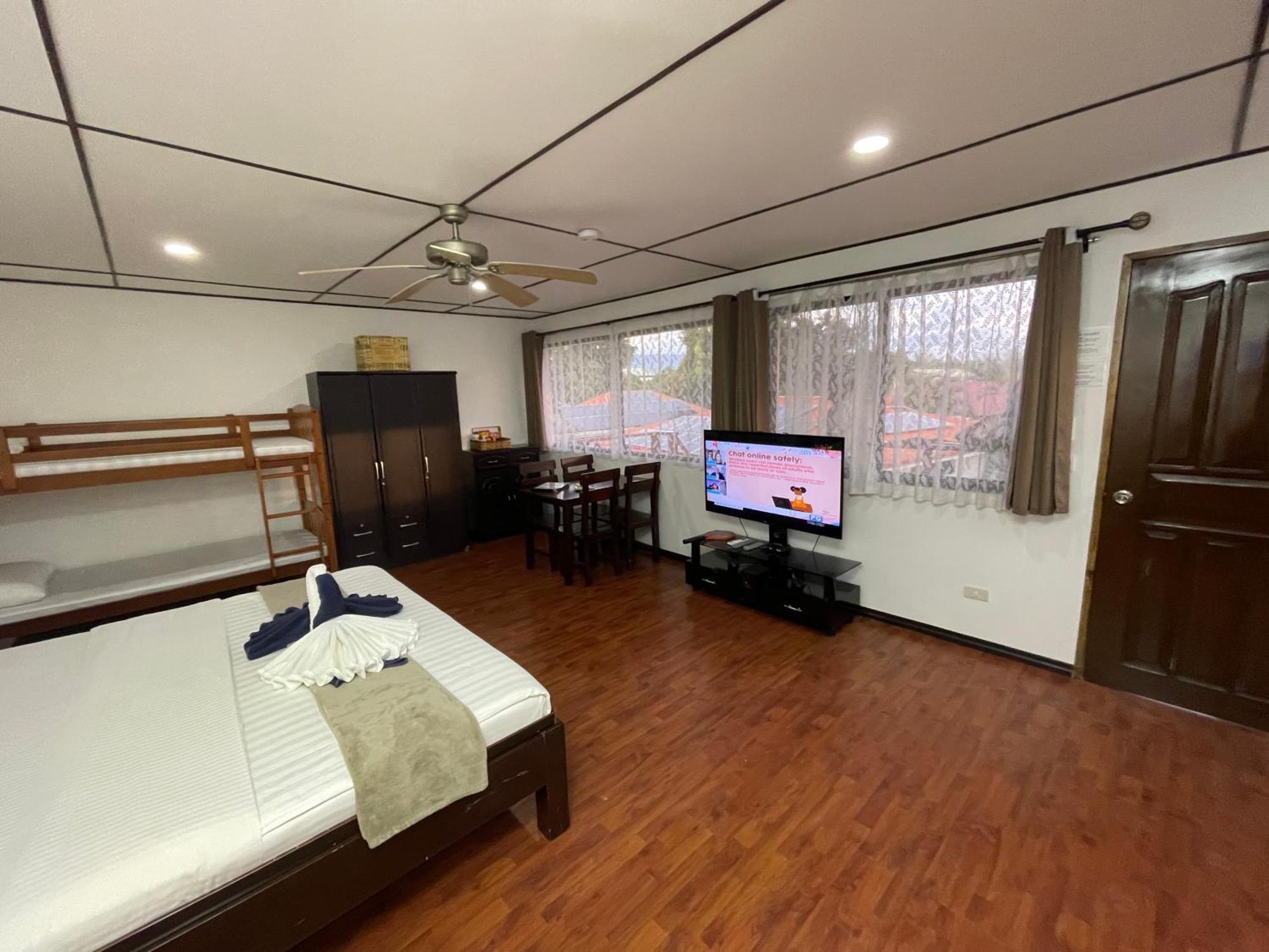 Parrot Resort Moalboal Δωμάτιο φωτογραφία